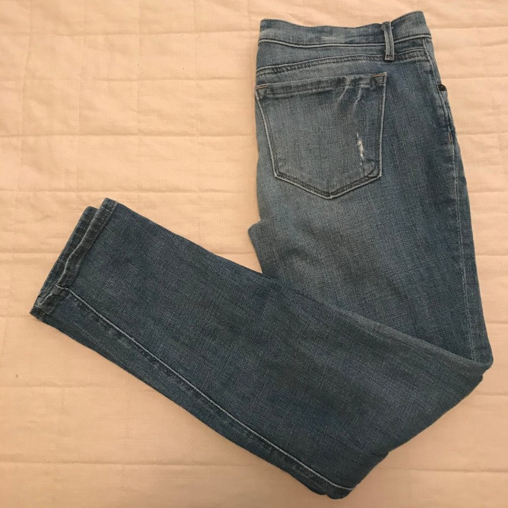 Anne Taylor LOFT petite light wash skinny jeans